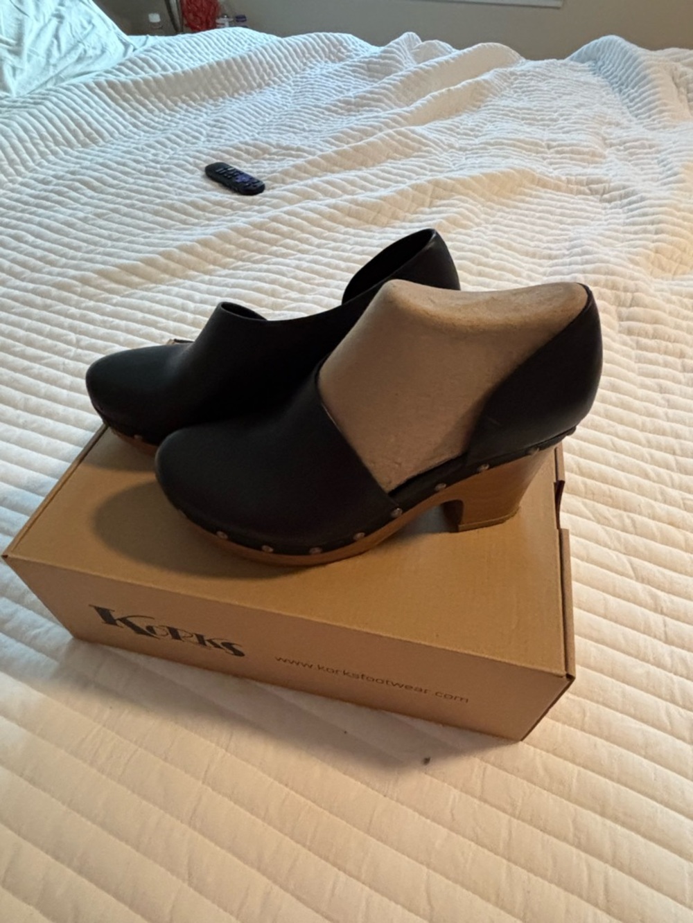 Korks Arielle shoe in black